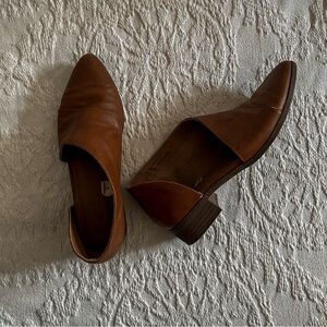 Universal Thread Booties • Size 7.5